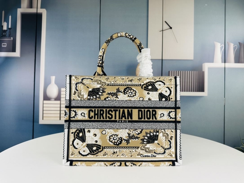 Dior Shopping Bags